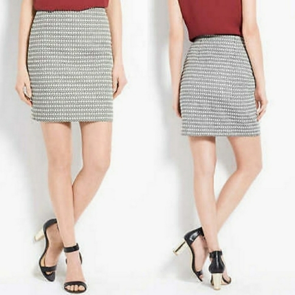 Ann Taylor | Black Graphic Jacquard Mini Skirt - Picture 1 of 8